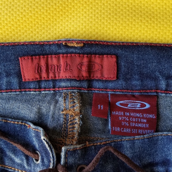 Jean - Picture 3 of 5